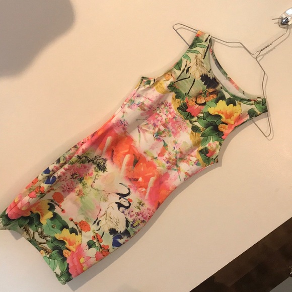 Dresses & Skirts - Floral bandage dress